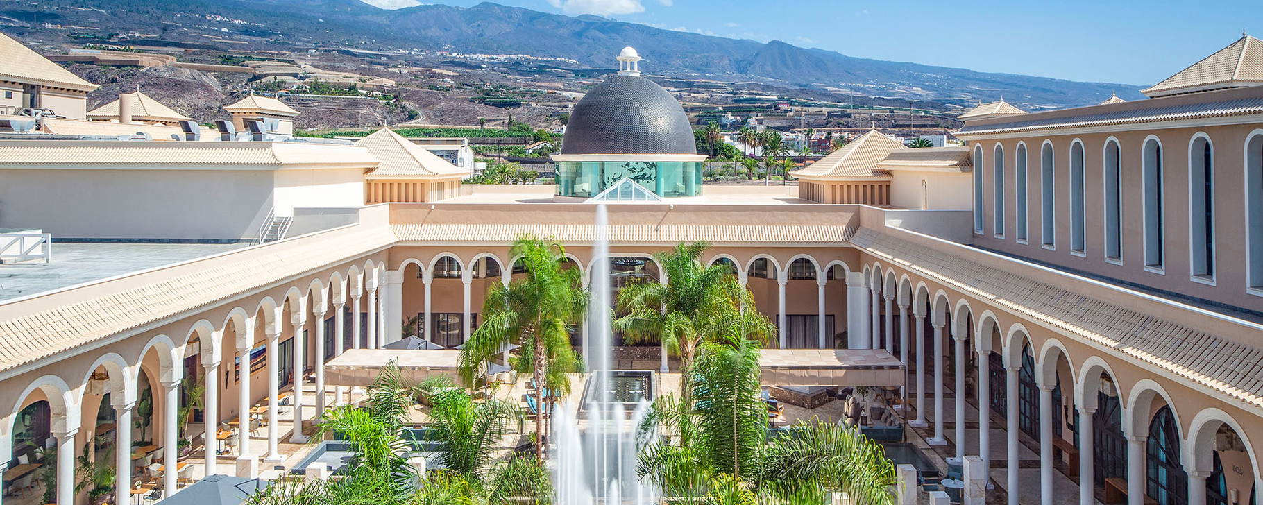 Innenhof - Gran Melia Palacio de Isora