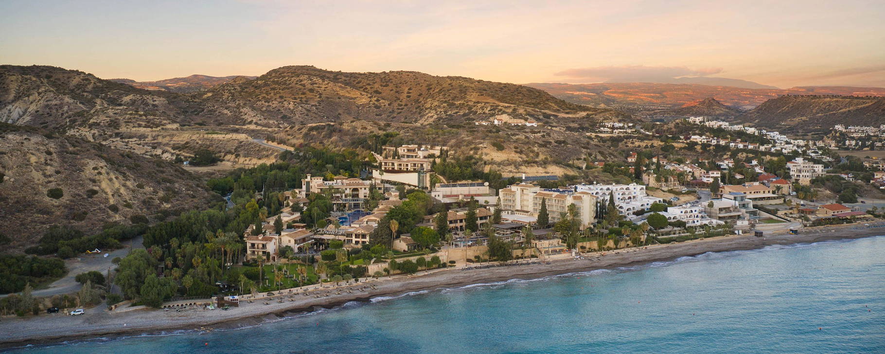 Hotel - Columbia Beach Resort