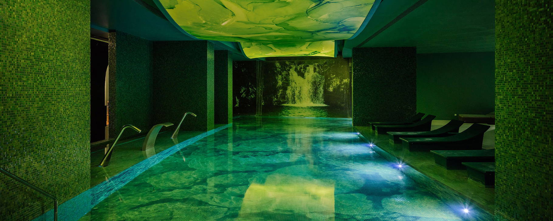 Spa-Pool - Savoy Palace