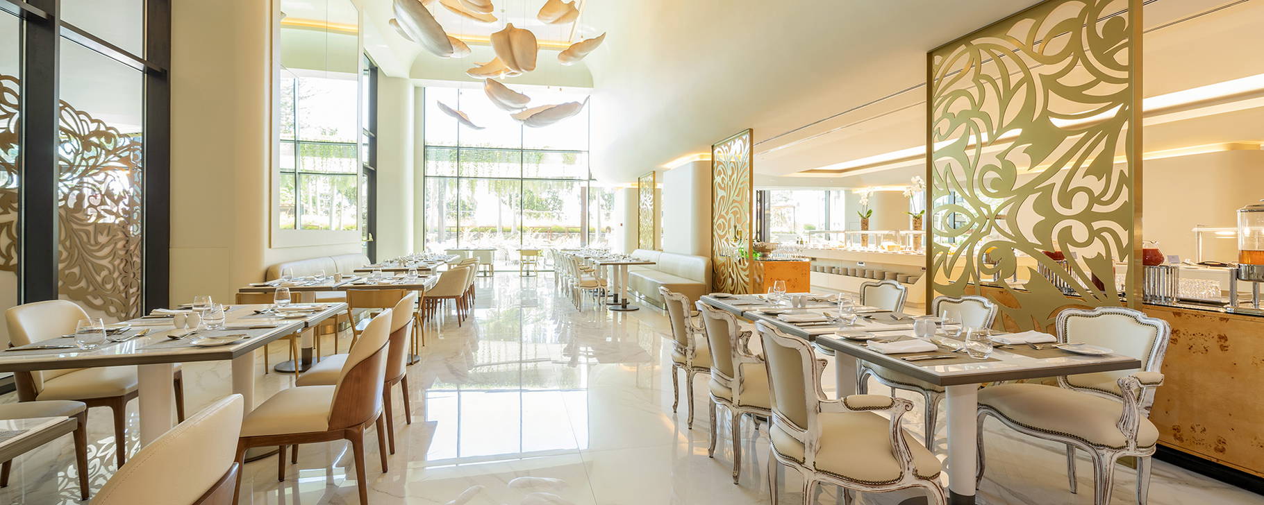 Orchidaceae Atelier - Savoy Palace