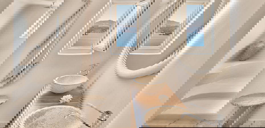 Vibrant Suite - Mystique, A Luxury Collection Hotel