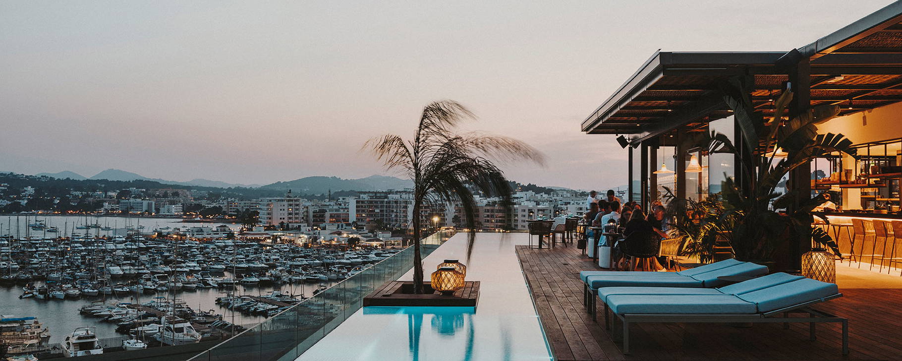 Pool auf der Dachterrasse - Aguas de Ibiza