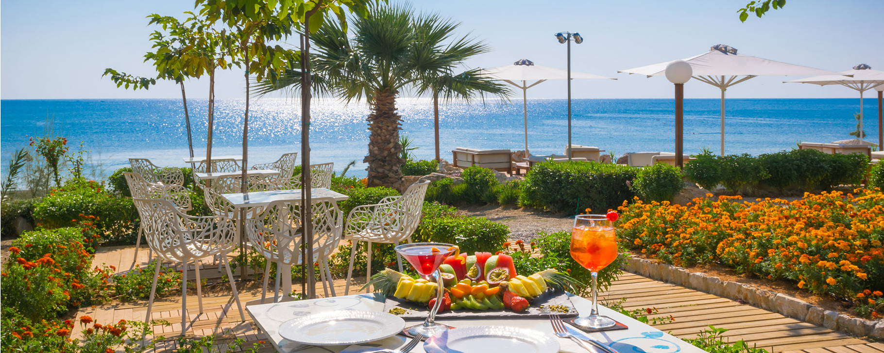 Almyra Beach Bar - Elysium Resort & Spa
