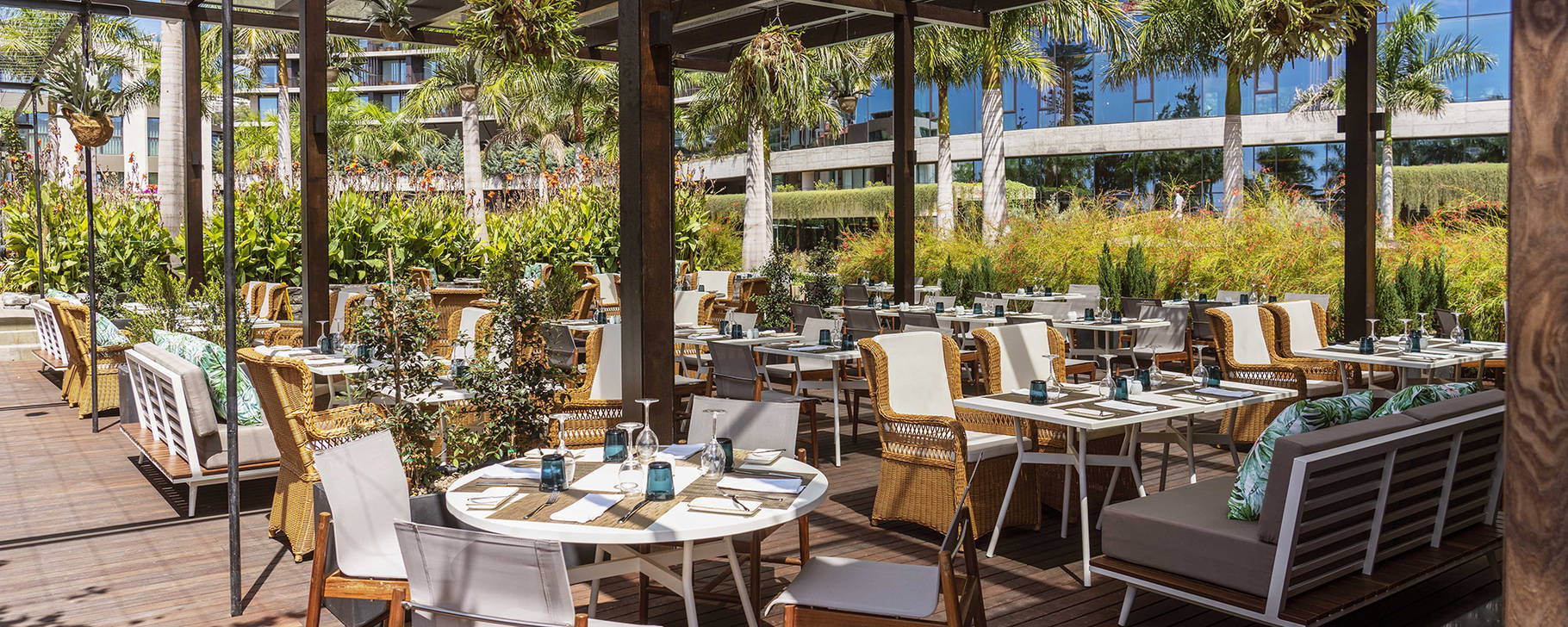 Alameda Restaurant - Savoy Palace