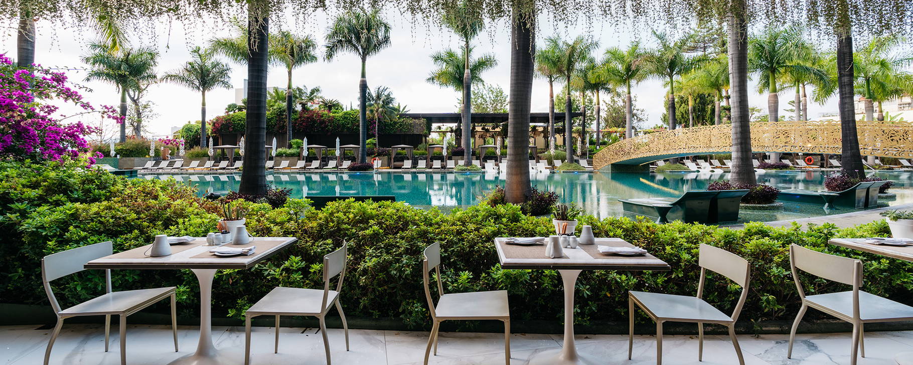 Hibiscus Restaurant Terrasse - Savoy Palace