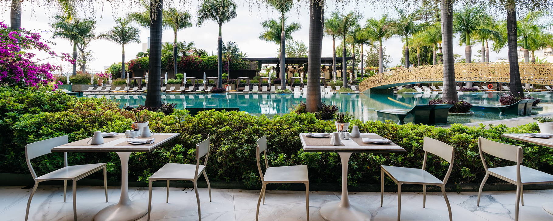 Hibiscus Restaurant Terrasse - Savoy Palace