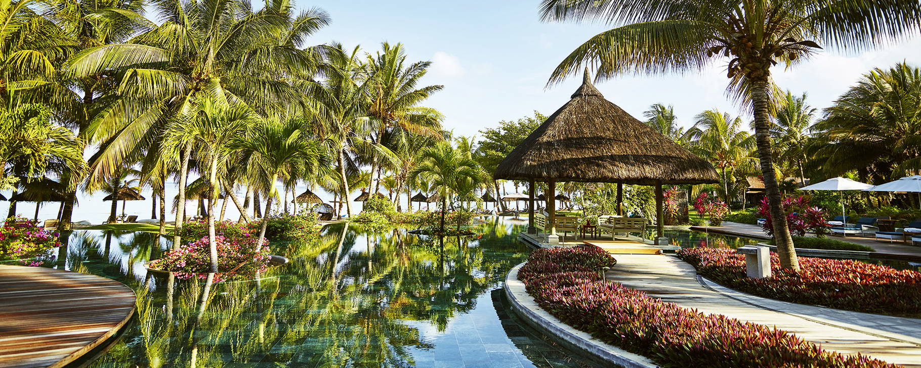 Oasis Pool - LUX Le Morne