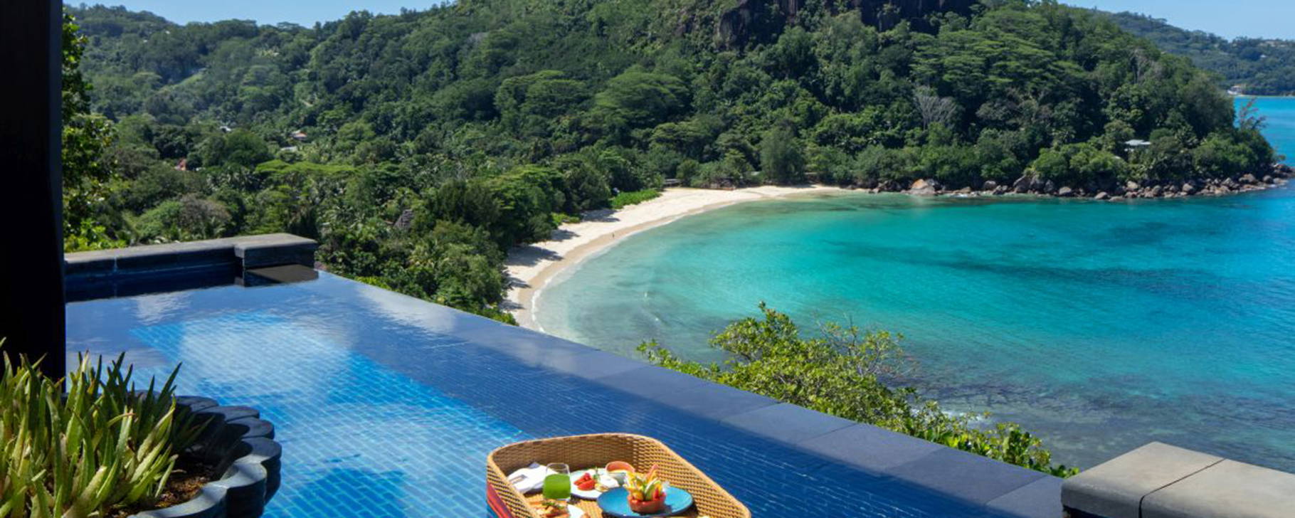 Floating Breakfast - Anantara Maia Seychelles Villas