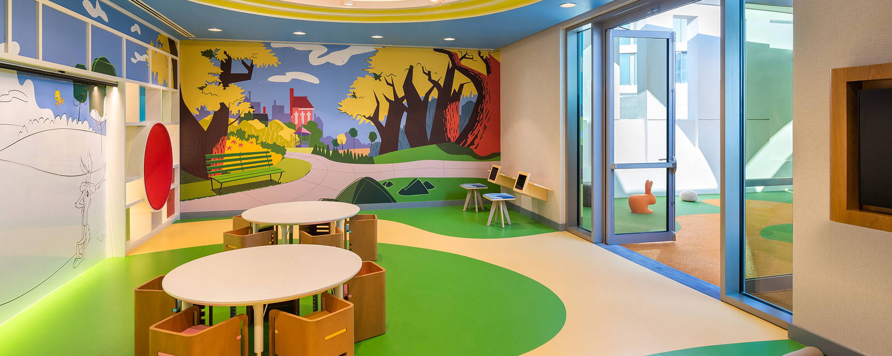 Kids Club - The WB Abu Dhabi, Curio Collection by Hilton
