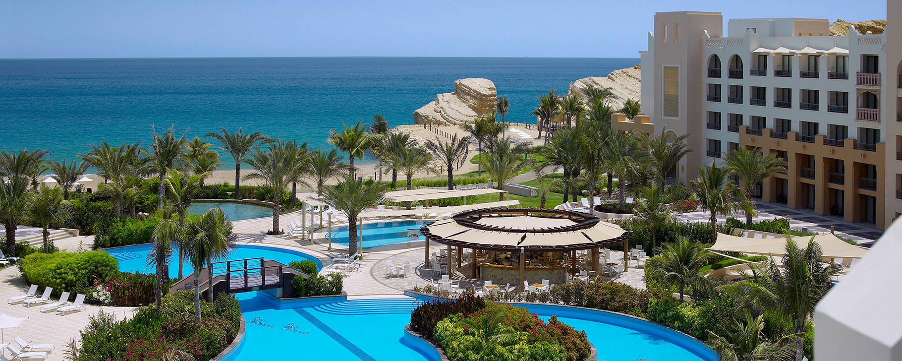 Pool - DoubleTree by Hilton Muscat Al Waha