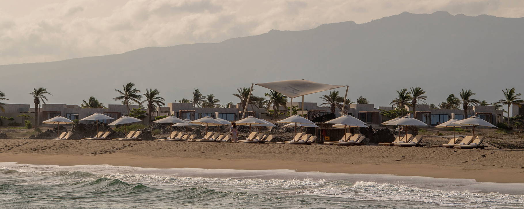 Strand - Alila Hinu Bay