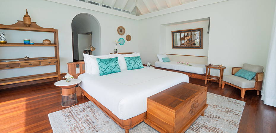 Over Water Pool Villa - Anantara Kihavah Maldives Villas