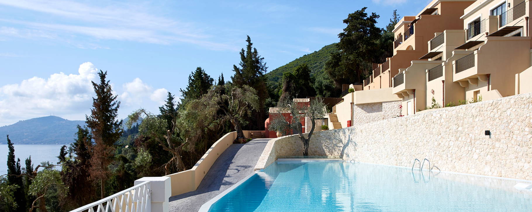 Aquavit Pool Bar - Nido, Mar-Bella Collection