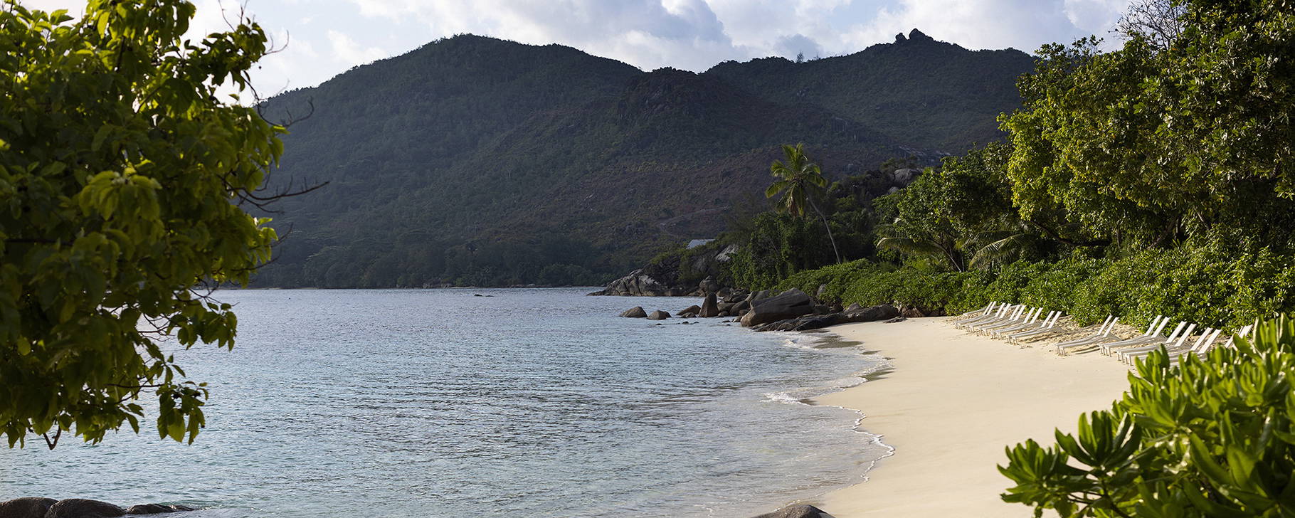 Strand - Raffles Seychelles