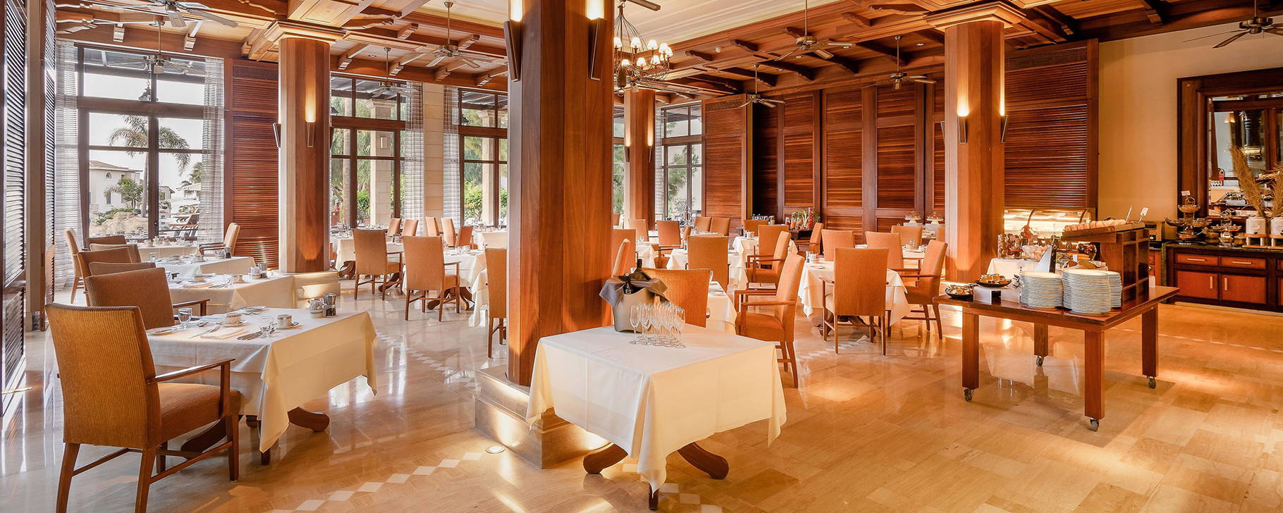 Bacchus Restaurant - Columbia Beach Resort