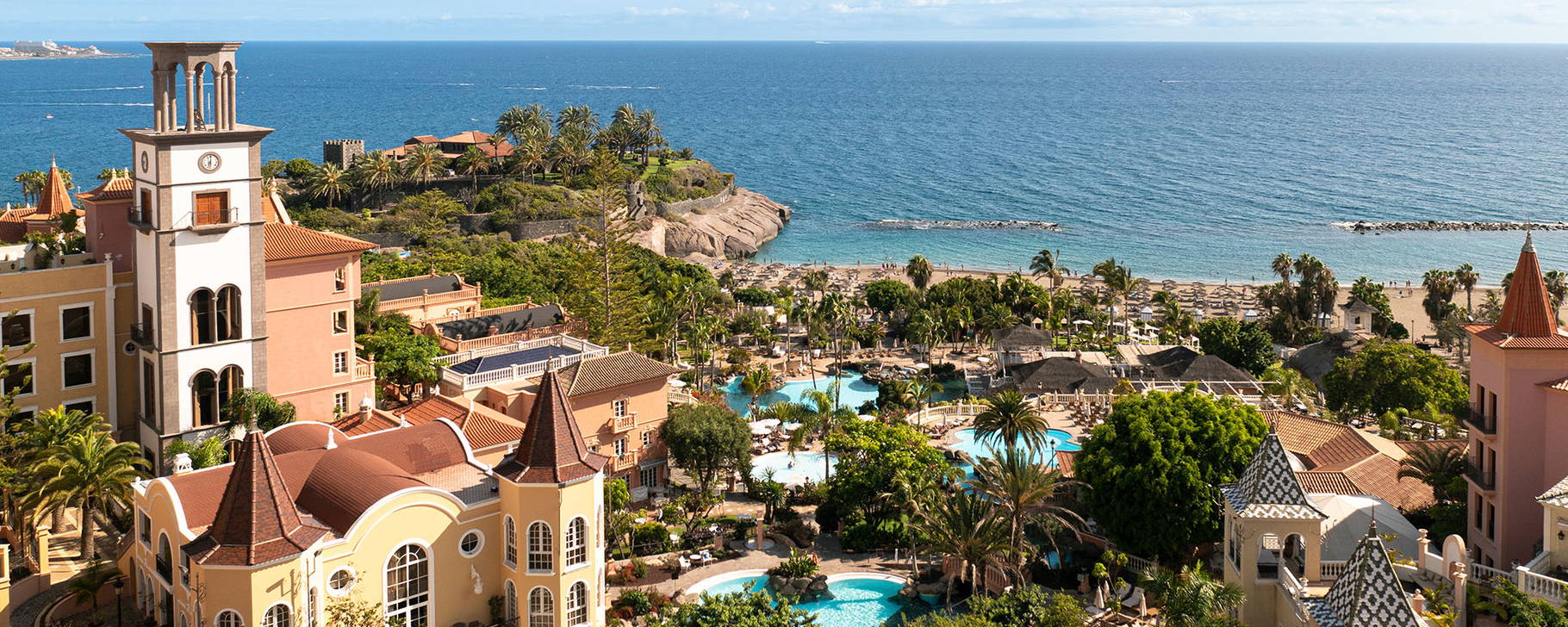 Hotelgebäude - Bahía del Duque