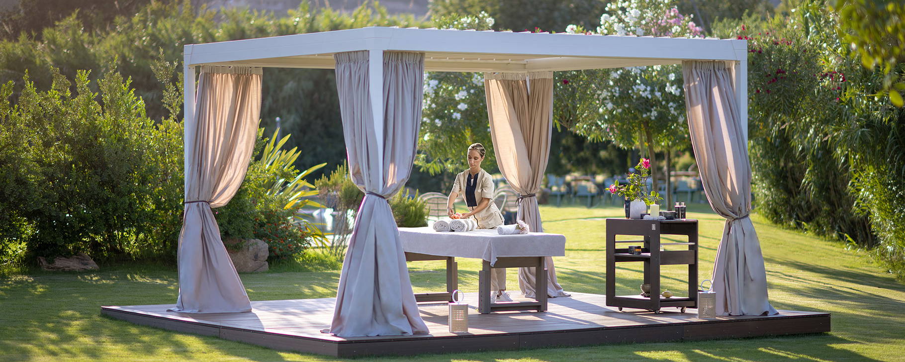 Spa-Cabana - Baia di Chia Resort, Curio Collection by Hilton