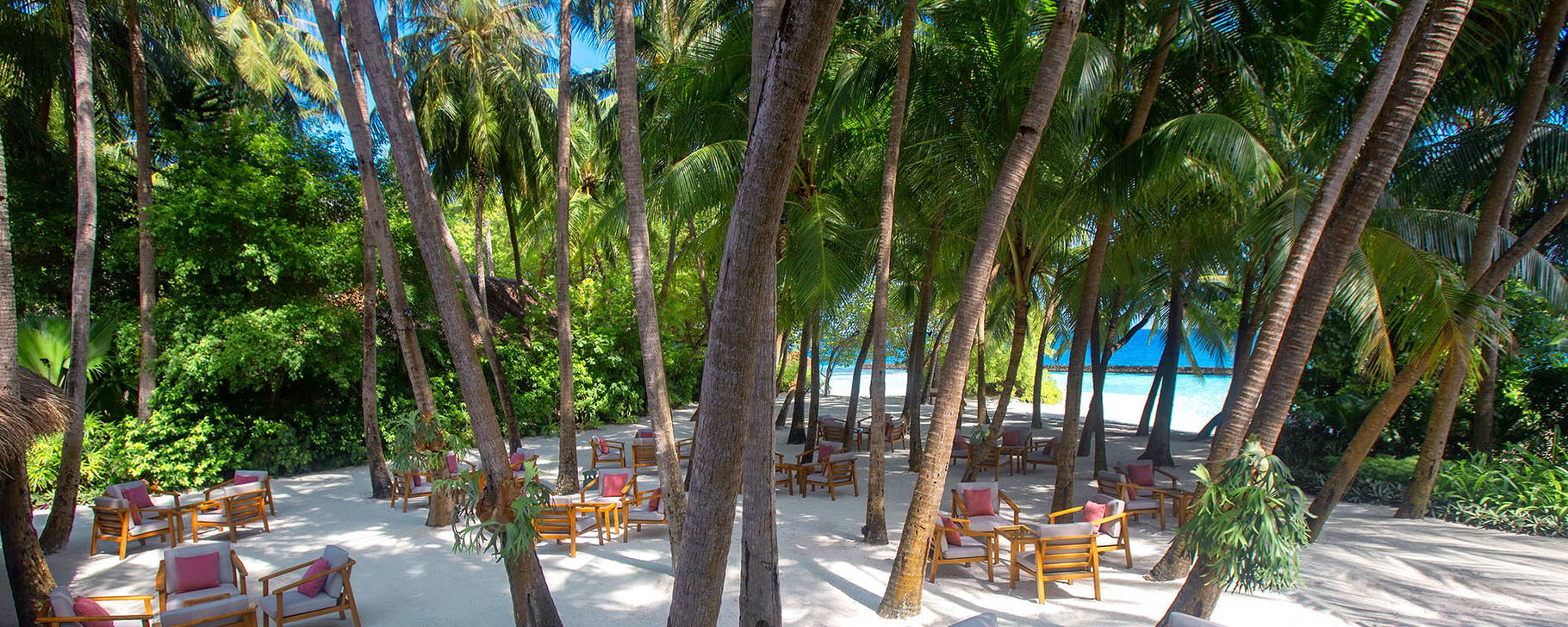 Palm Garden Restaurant - Baros Maldives