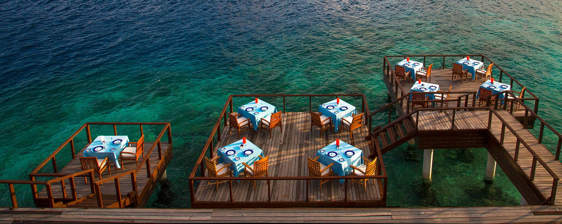 Aqua Restaurant - Coco Bodu Hithi