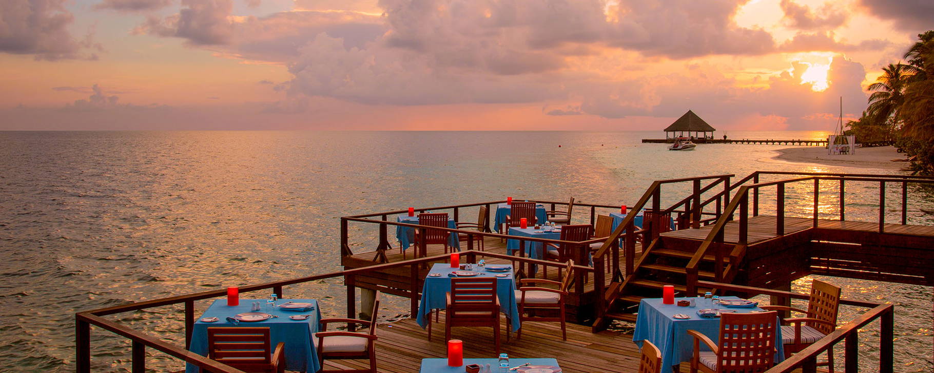 Aqua Restaurant - Coco Bodu Hithi