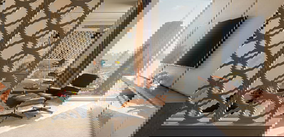 Club Junior Suite - Jumeirah Emirates Towers