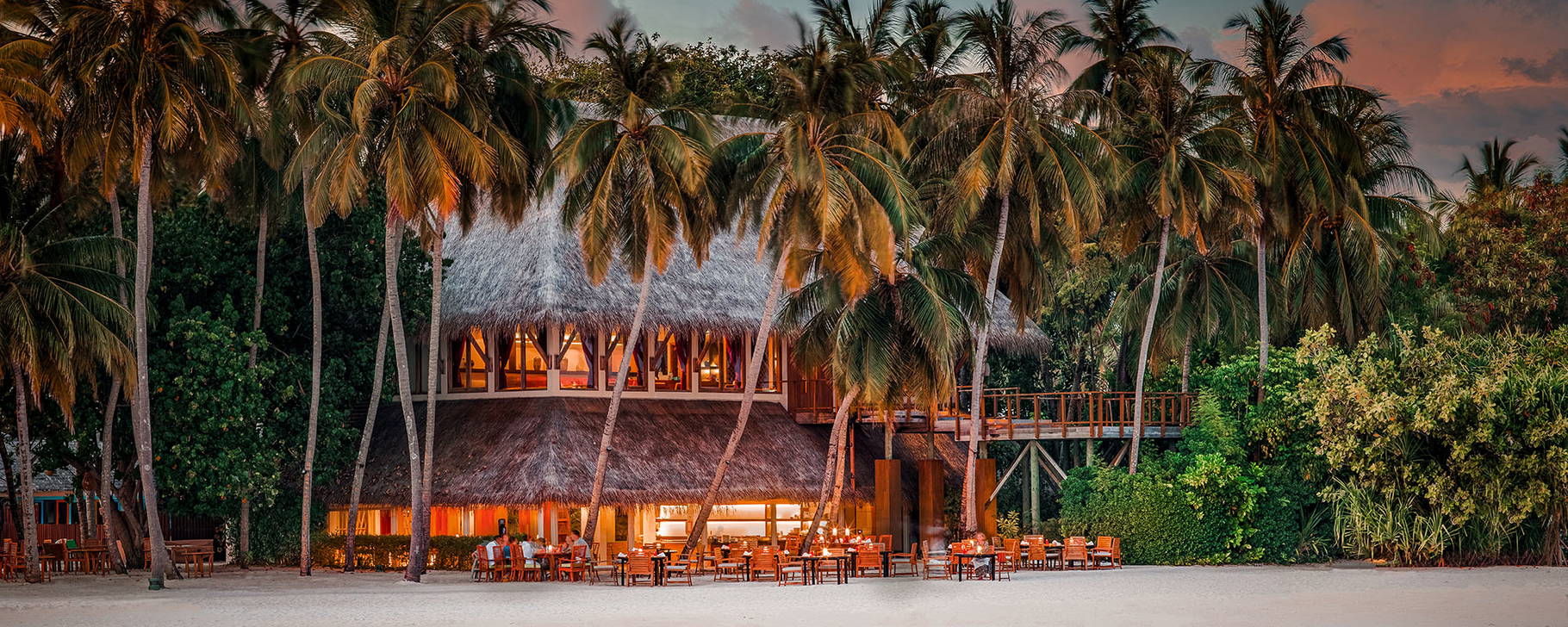 Ufaa by Jereme Leung Restaurant - Conrad Maldives Rangali Island