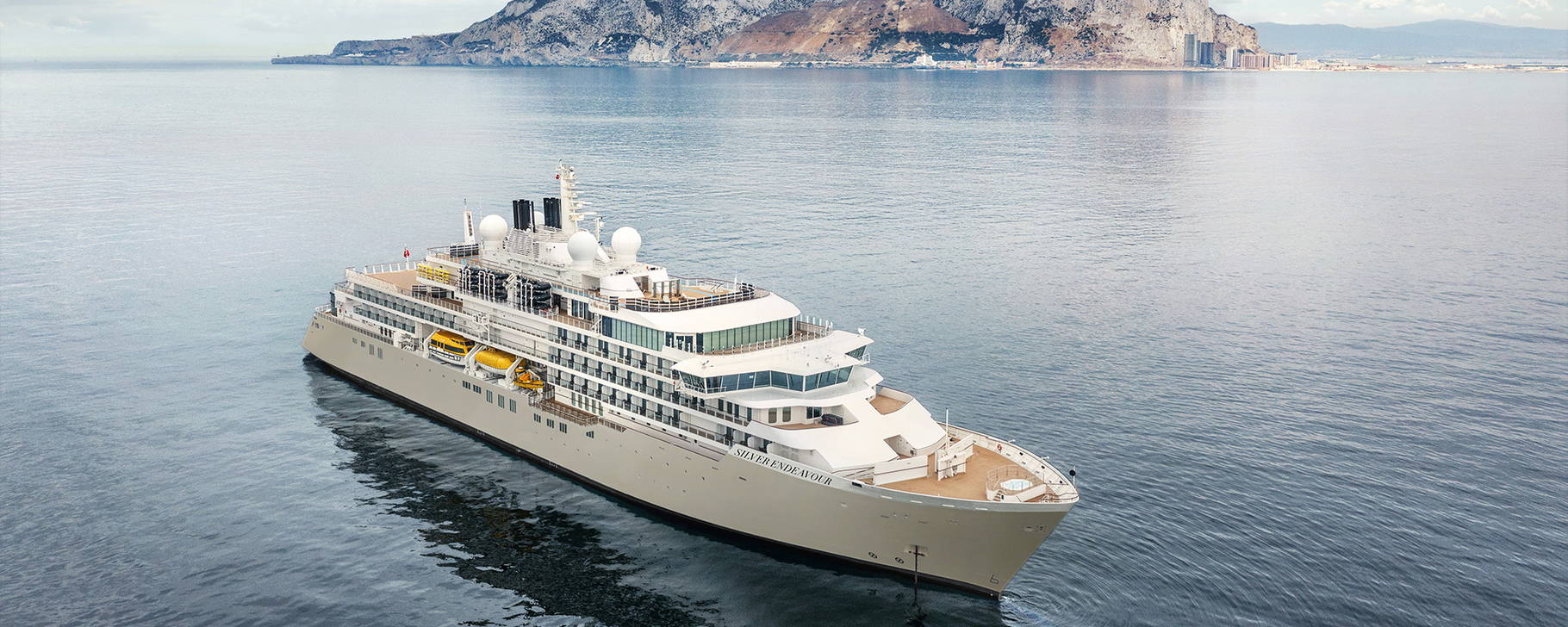 Schiff - Silver Endeavour