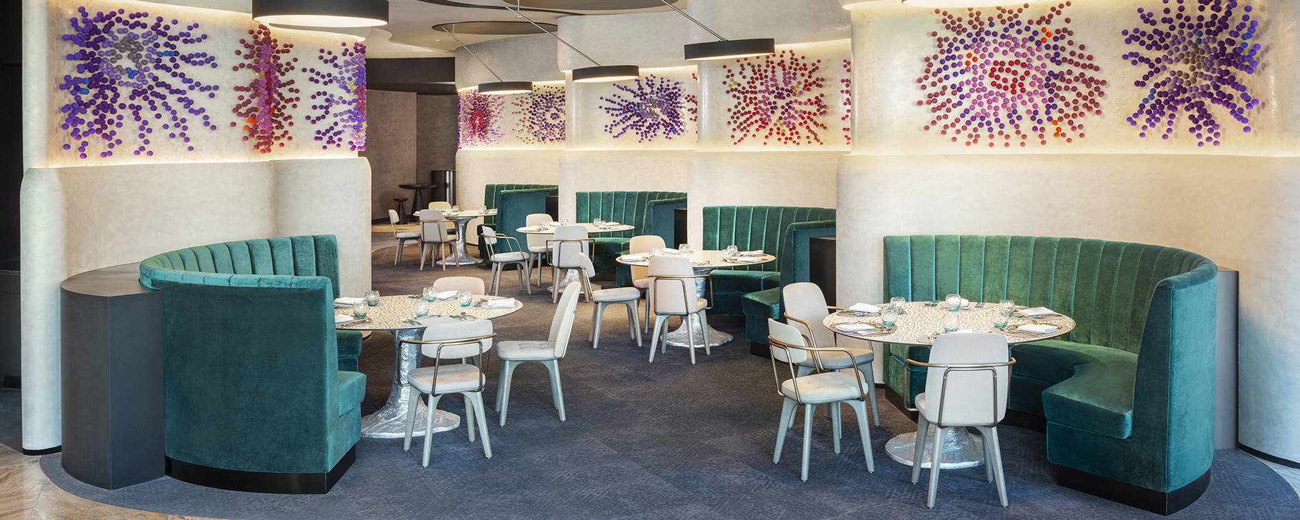 LIV Restaurant - W Dubai The Palm