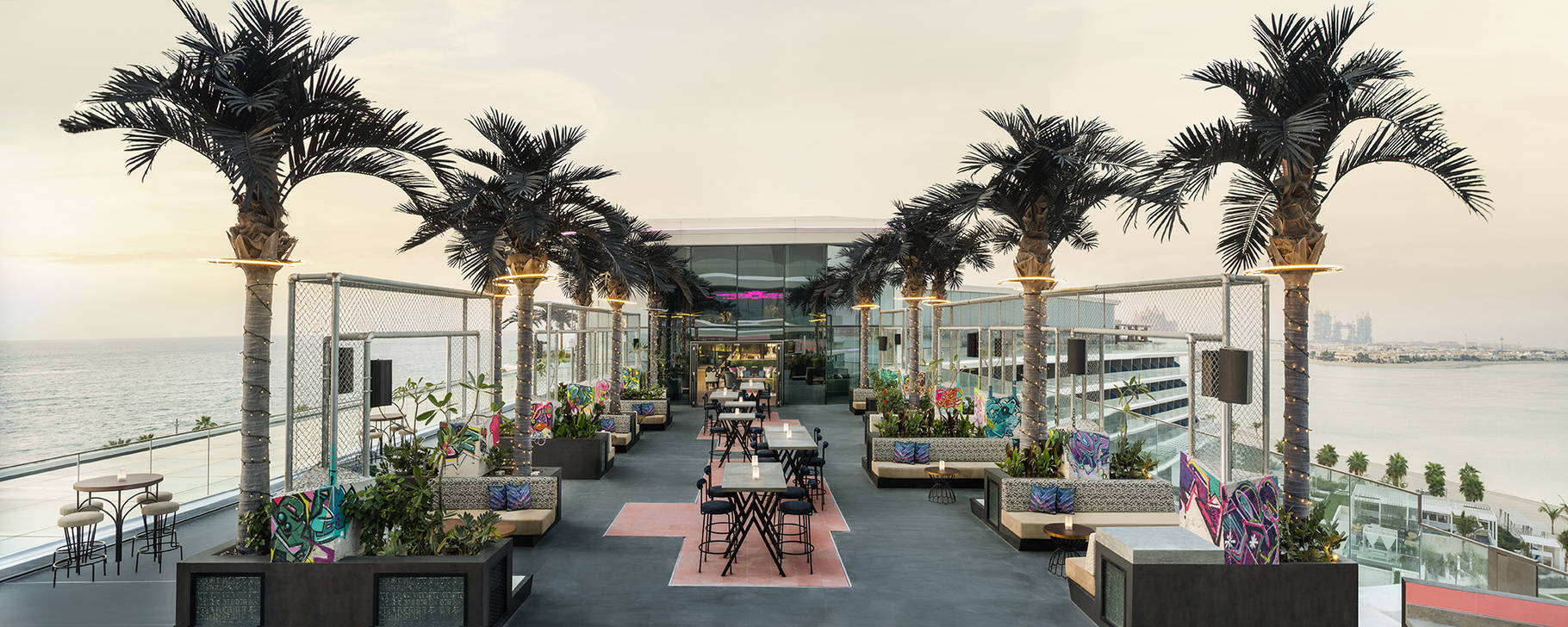 SoBe Bar - W Dubai The Palm