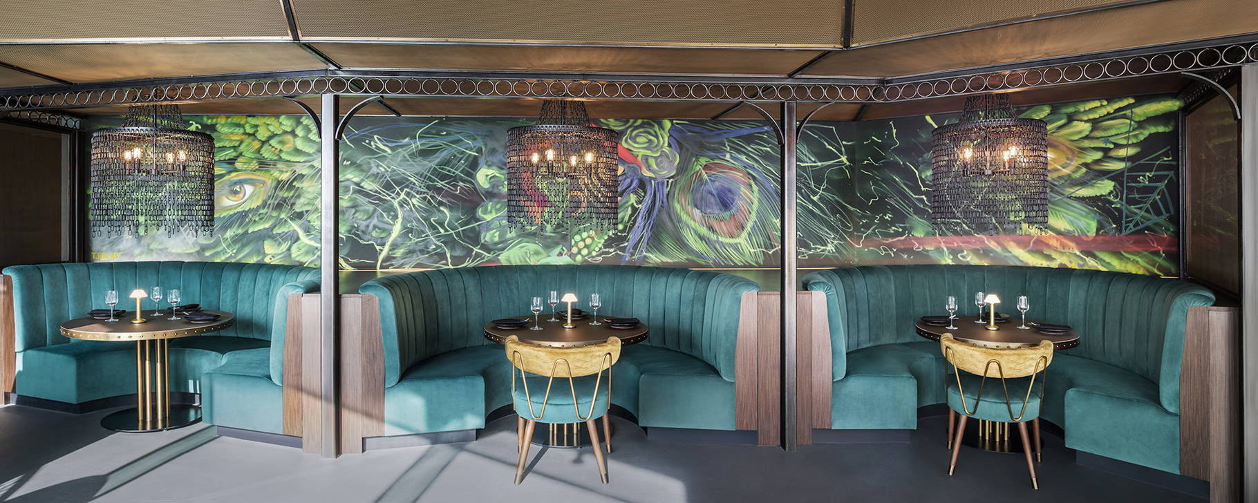 SoBe Bar - W Dubai The Palm