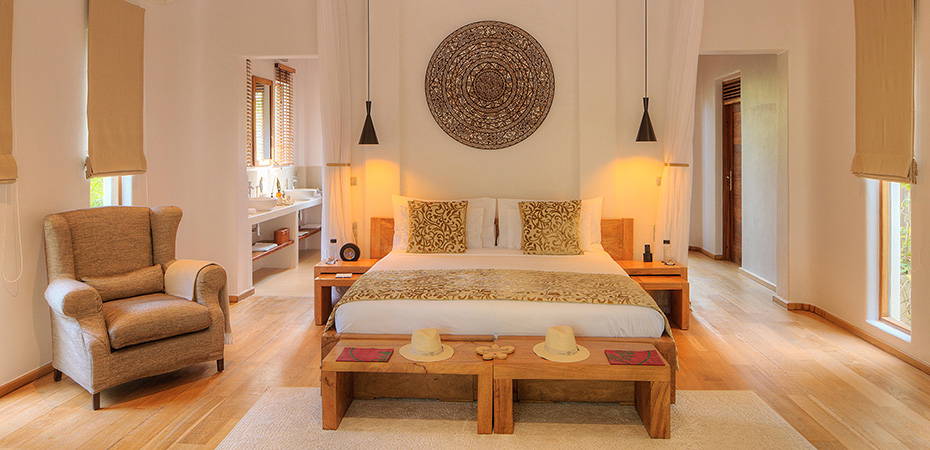 Deluxe Room with Hot Tub - White Sand Luxury Villas & Spa