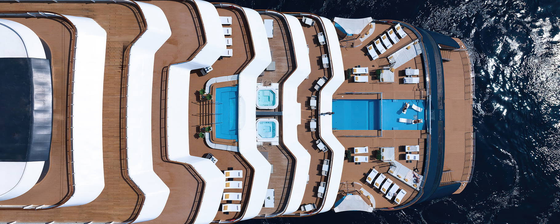 Schiff - The Ritz-Carlton Yacht Collection - Evrima