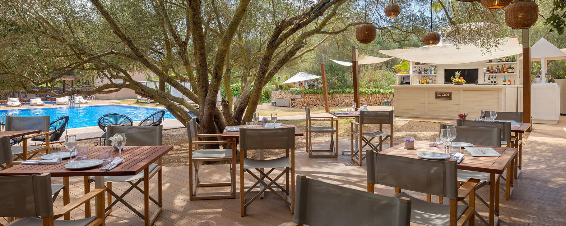 Es Clot Pool Bar - Zoëtry Mallorca