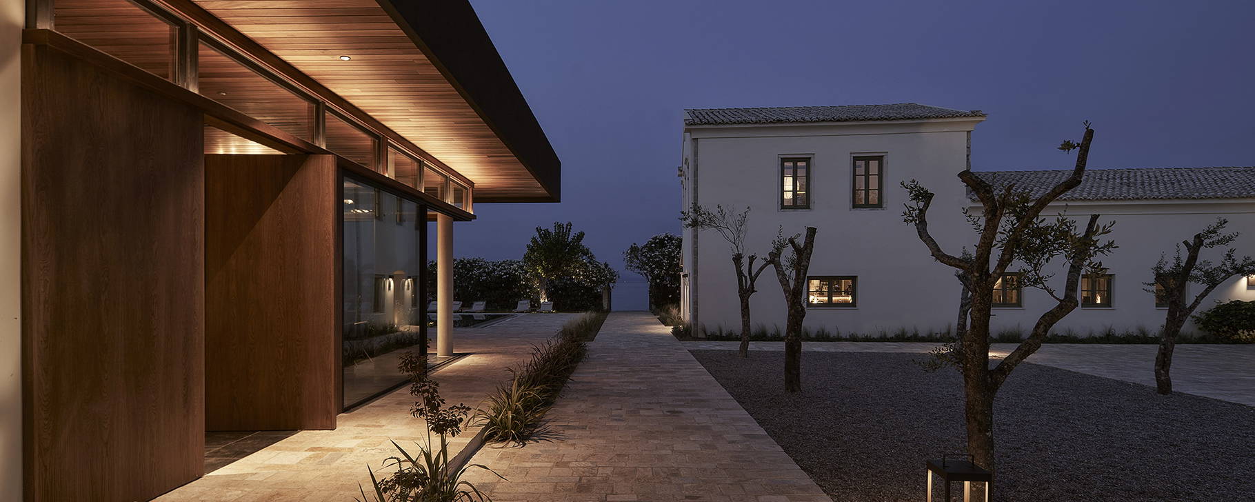 Flya Restaurant - The Olivar Suites