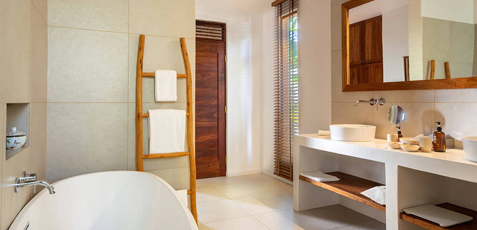 Garden Villa with Hot Tub - White Sand Luxury Villas & Spa