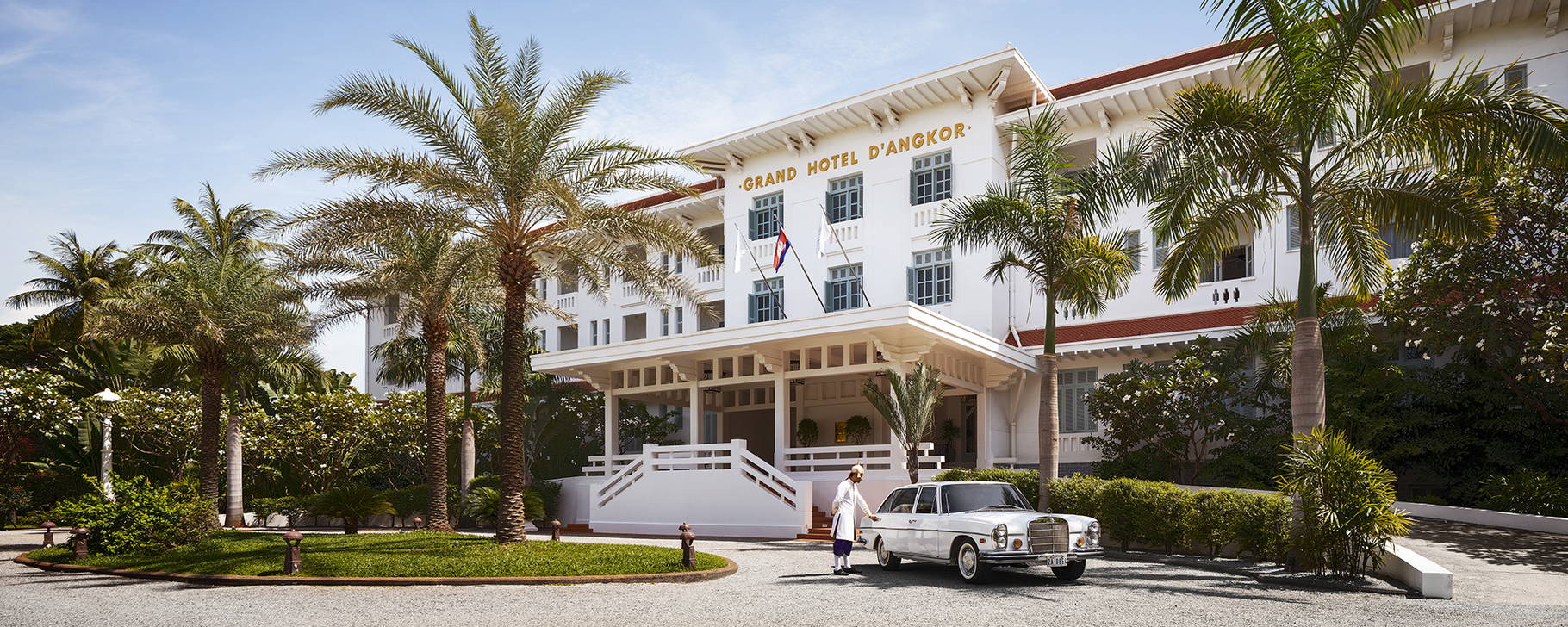 Eingang - Raffles Grand Hotel d'Angkor