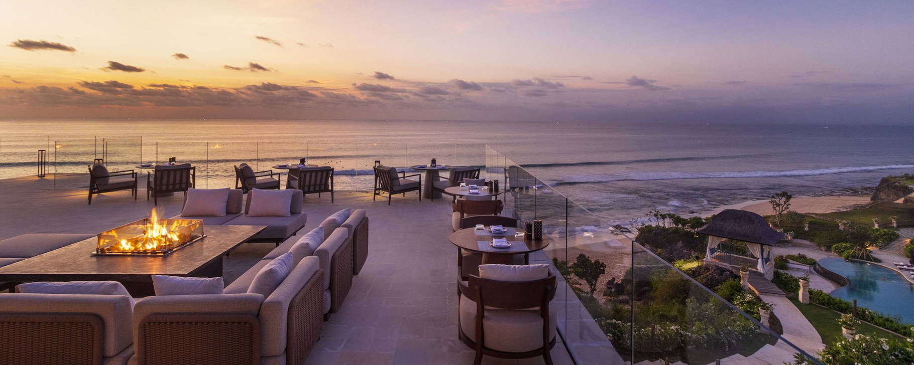 AKASA Restaurant - Jumeirah Bali