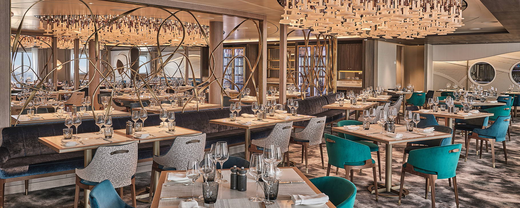 The Restaurant - Silver Endeavour