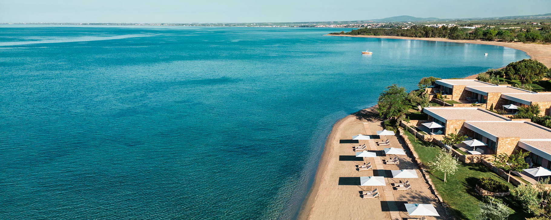 Strand - Ikos Olivia