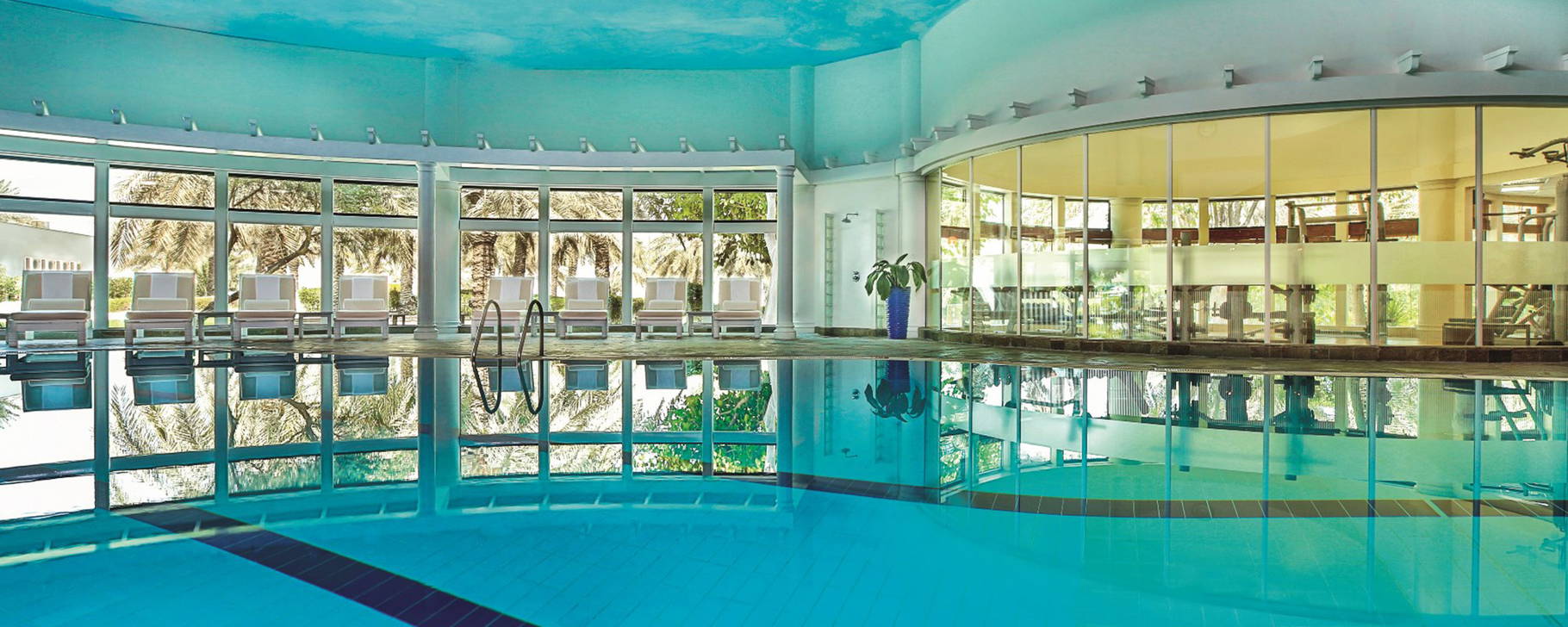 Innenpool - The Ritz-Carlton, Bahrain