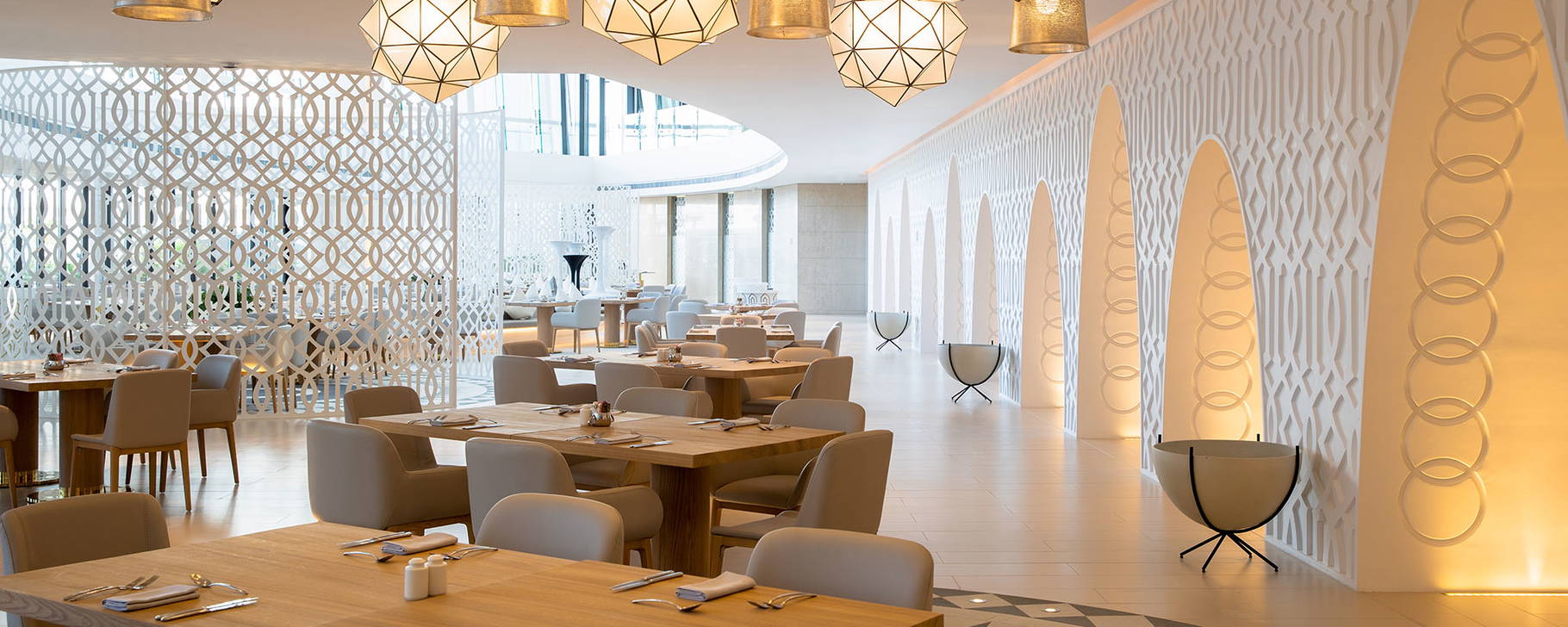 White Restaurant - Jumeirah Saadiyat Island