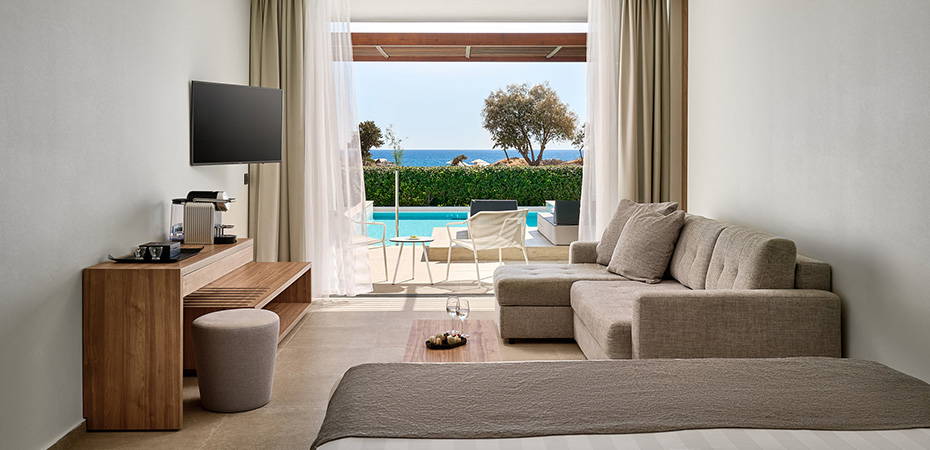 Beachfront Junior Suite Private Pool - Gennadi Grand Resort