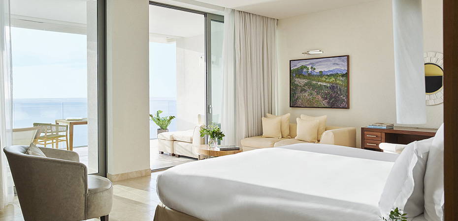 Junior Suite Mediterranean Sea View with Grand Terrace - Jumeirah Mallorca