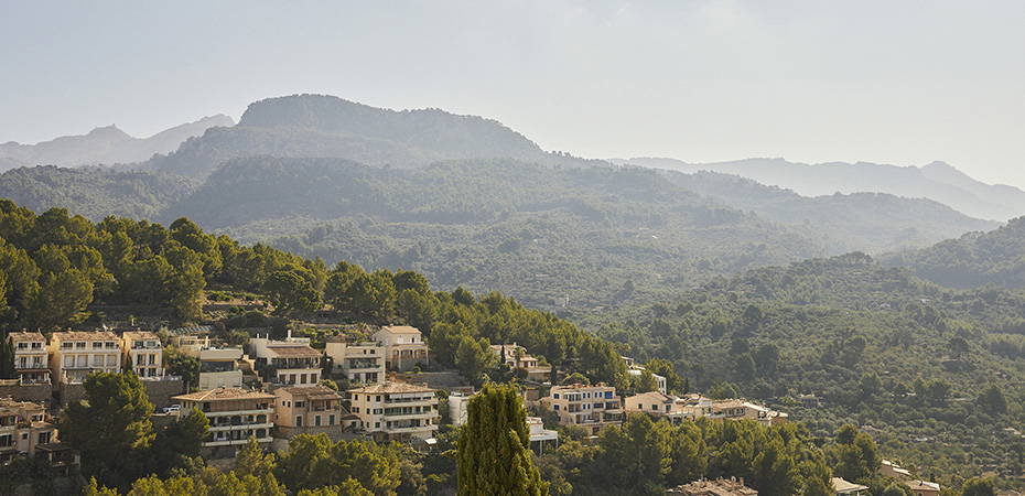 Junior Suite Port Soller View - Jumeirah Mallorca