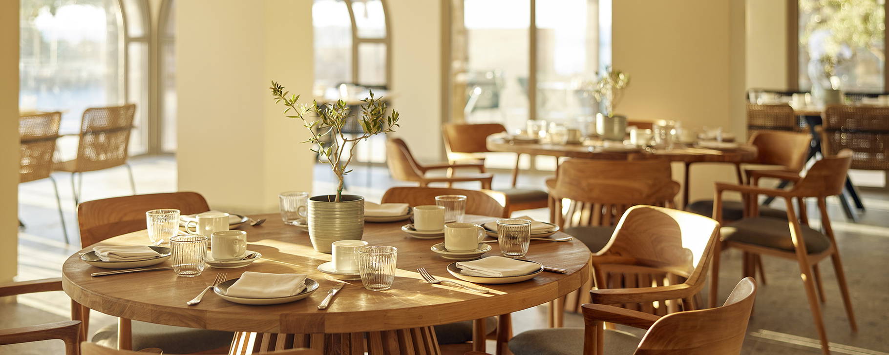 Kuzina Restaurant - MarBella, Mar-Bella Collection