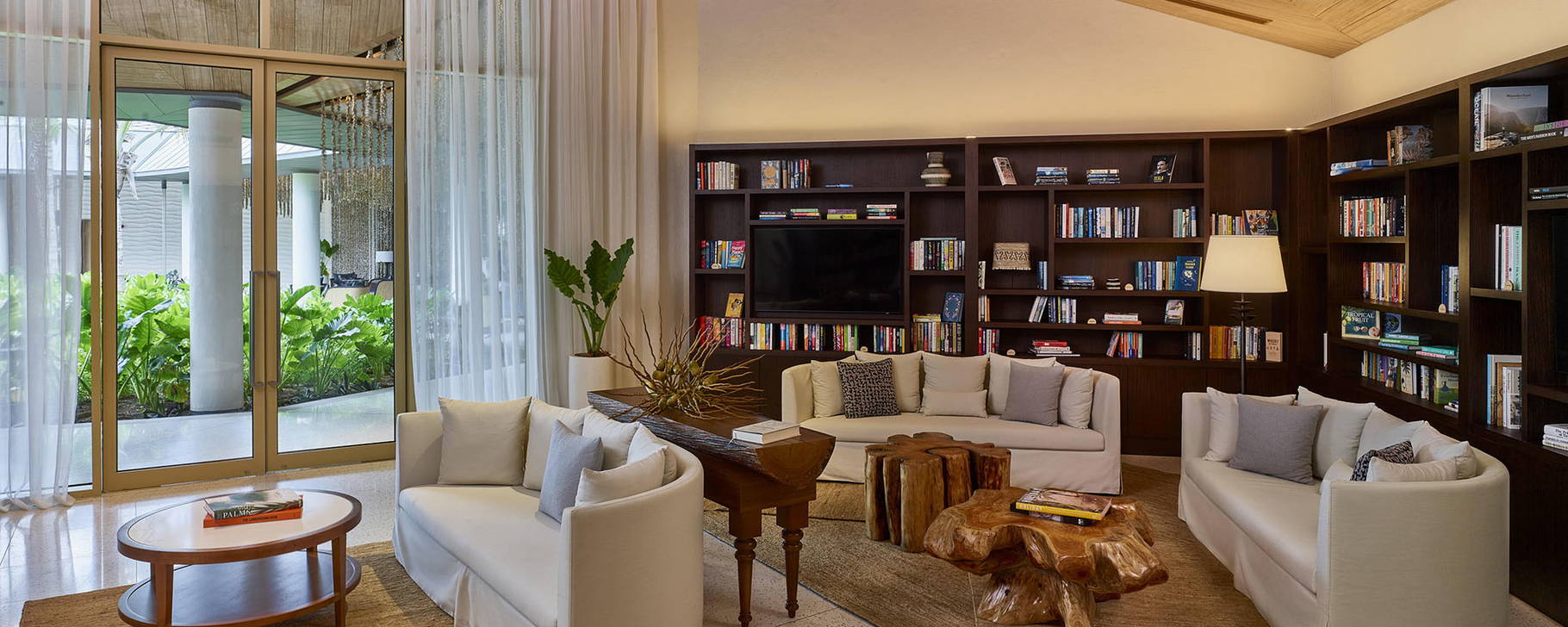 Library - Waldorf Astoria Platte Island