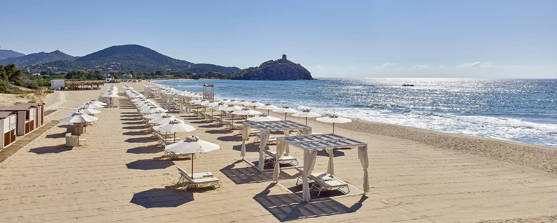 Strand - Baia di Chia Resort, Curio Collection by Hilton