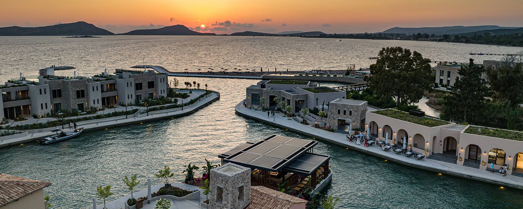 Navarino Agora - W Costa Navarino