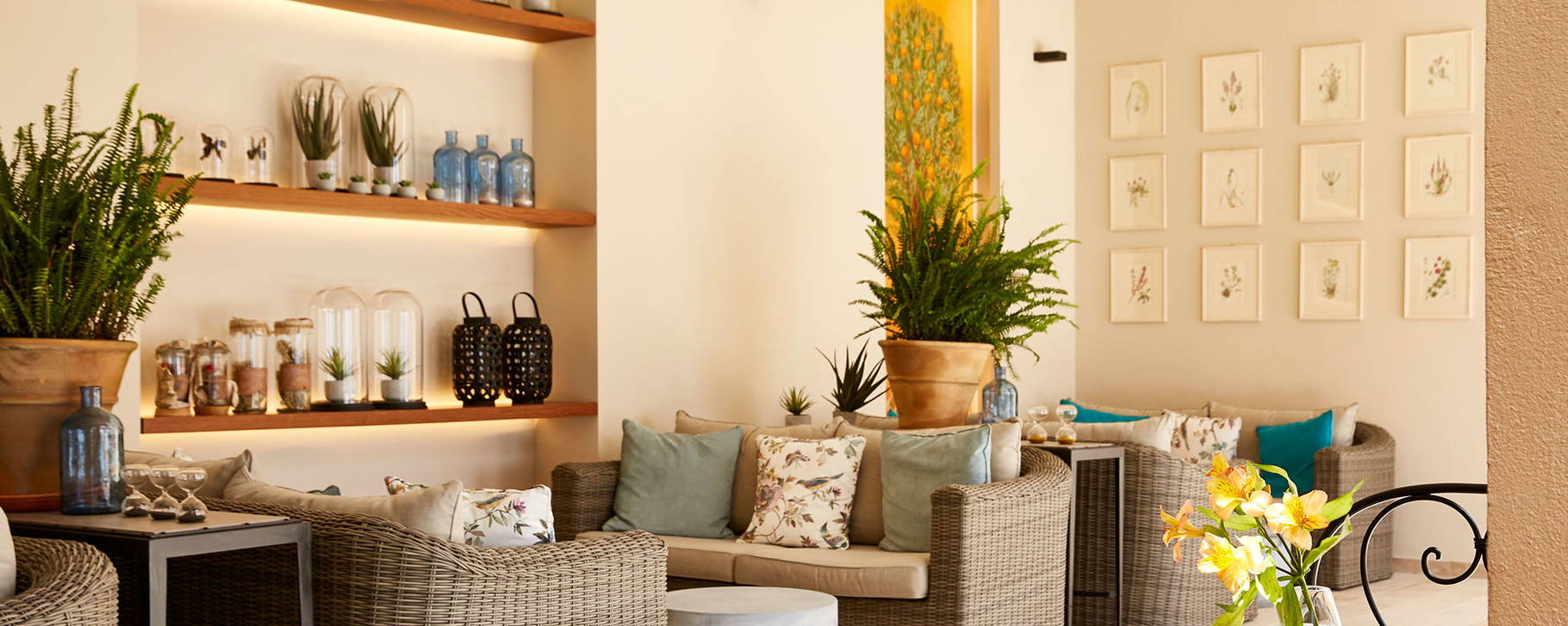 Orangerie Lounge - Nido, Mar-Bella Collection