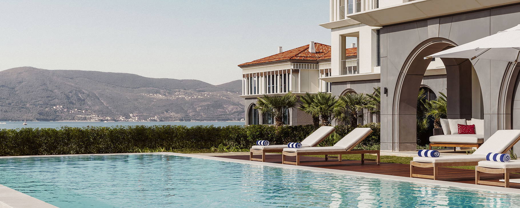 Hauptpool - One&Only Portonovi